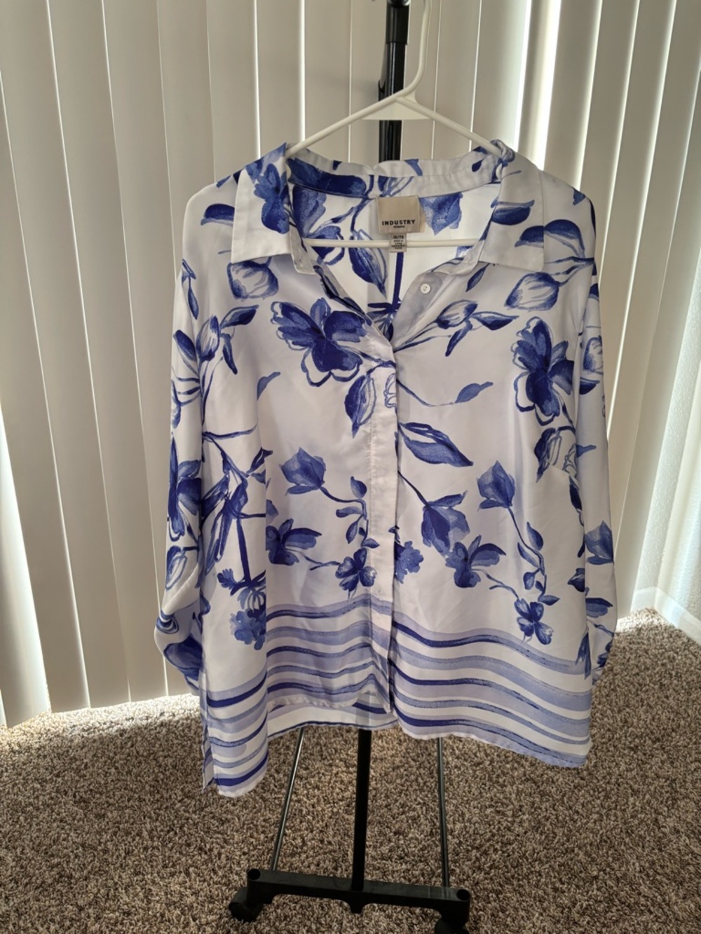 Industry White and Blue Floral Button-Up Blouse
